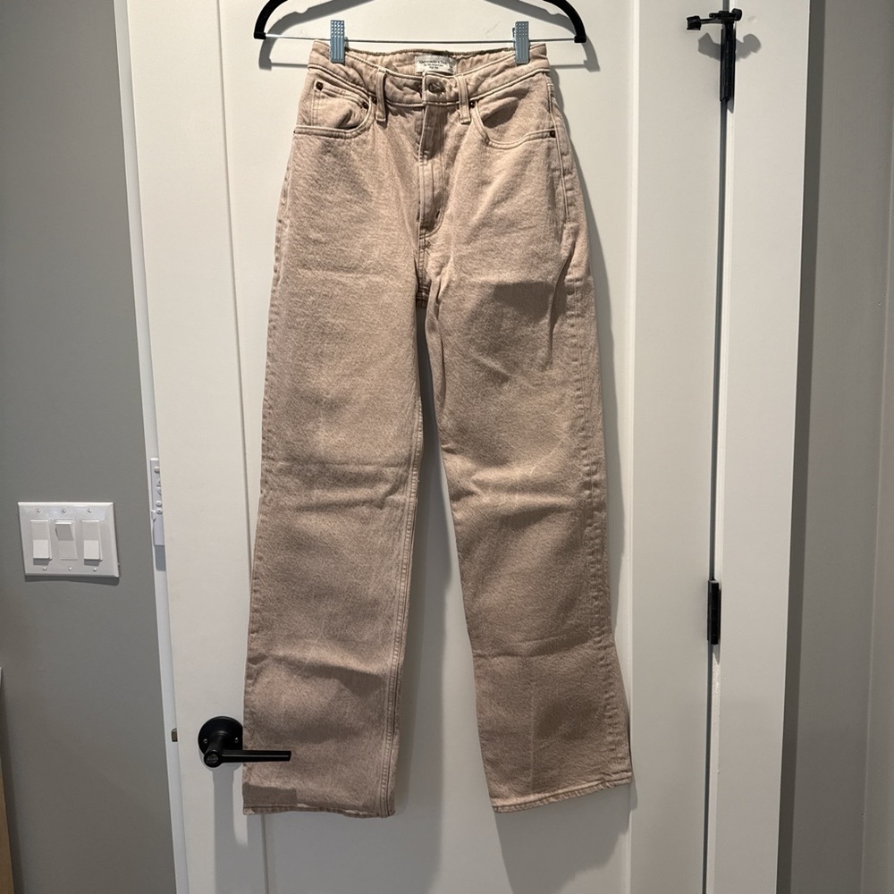 Abercrombie & Fitch Women's Beige Straight Leg Jeans